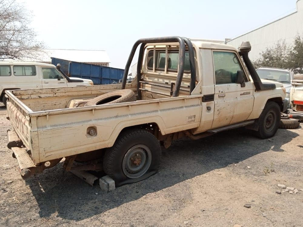 Toyota Landcruiser · — imagen 8