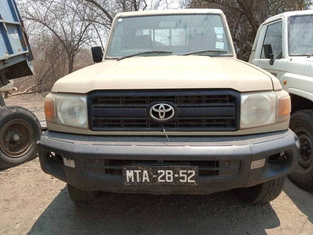 Toyota Landcruiser · — imagem 2