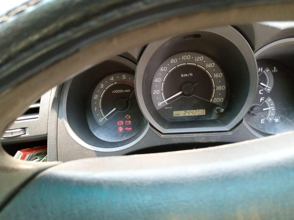 Toyota Hilux D4D · — imagem 15