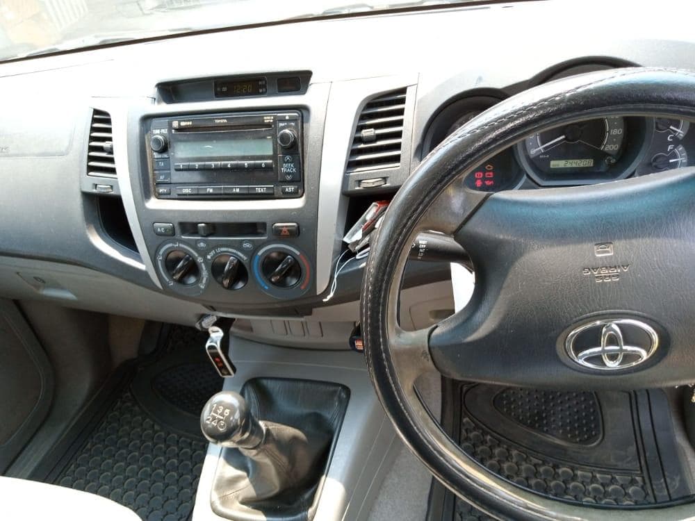 Toyota Hilux D4D · — imagem 17