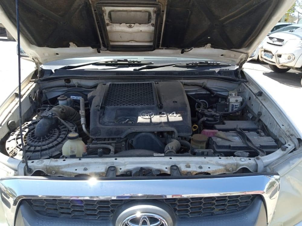 Toyota Hilux D4D · — imagem 13