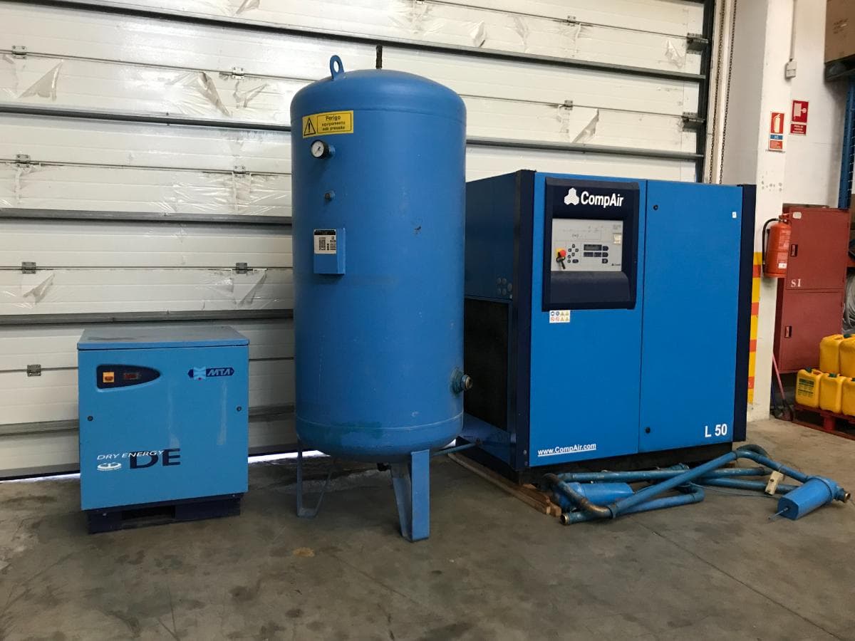 Compressor Compair · Reservatório e Secador — imagen 2