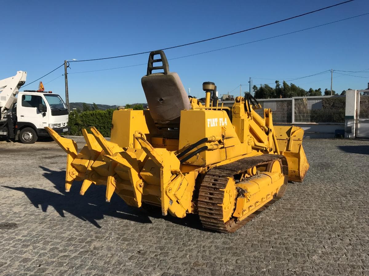 Pá Rastos Fiat Allis FL4L · Ano 1983 — imagem 4