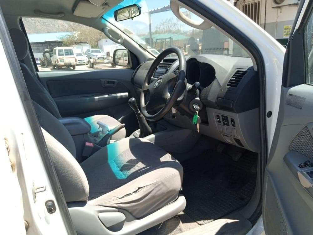 Toyota Hilux D4D · — imagem 7