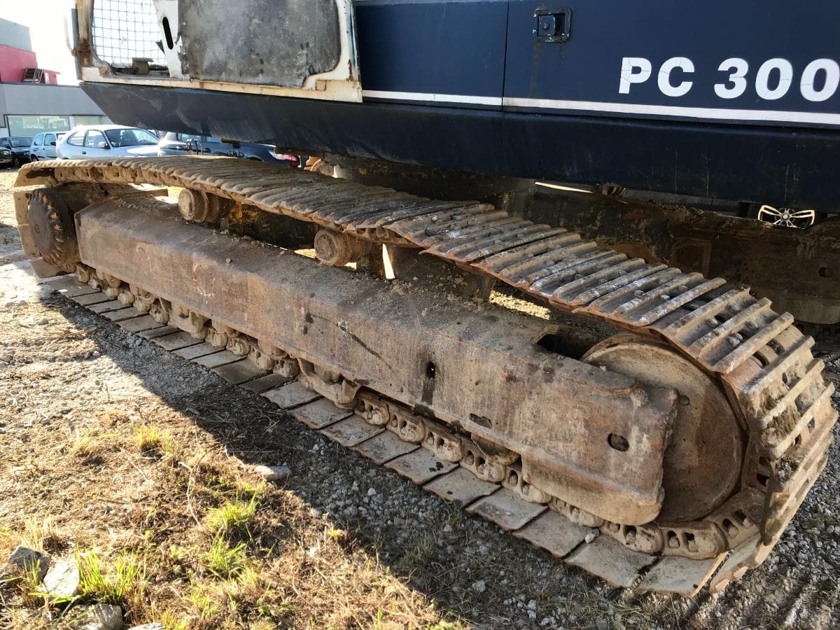 Komatsu PC 300 LC3 — imagem 6