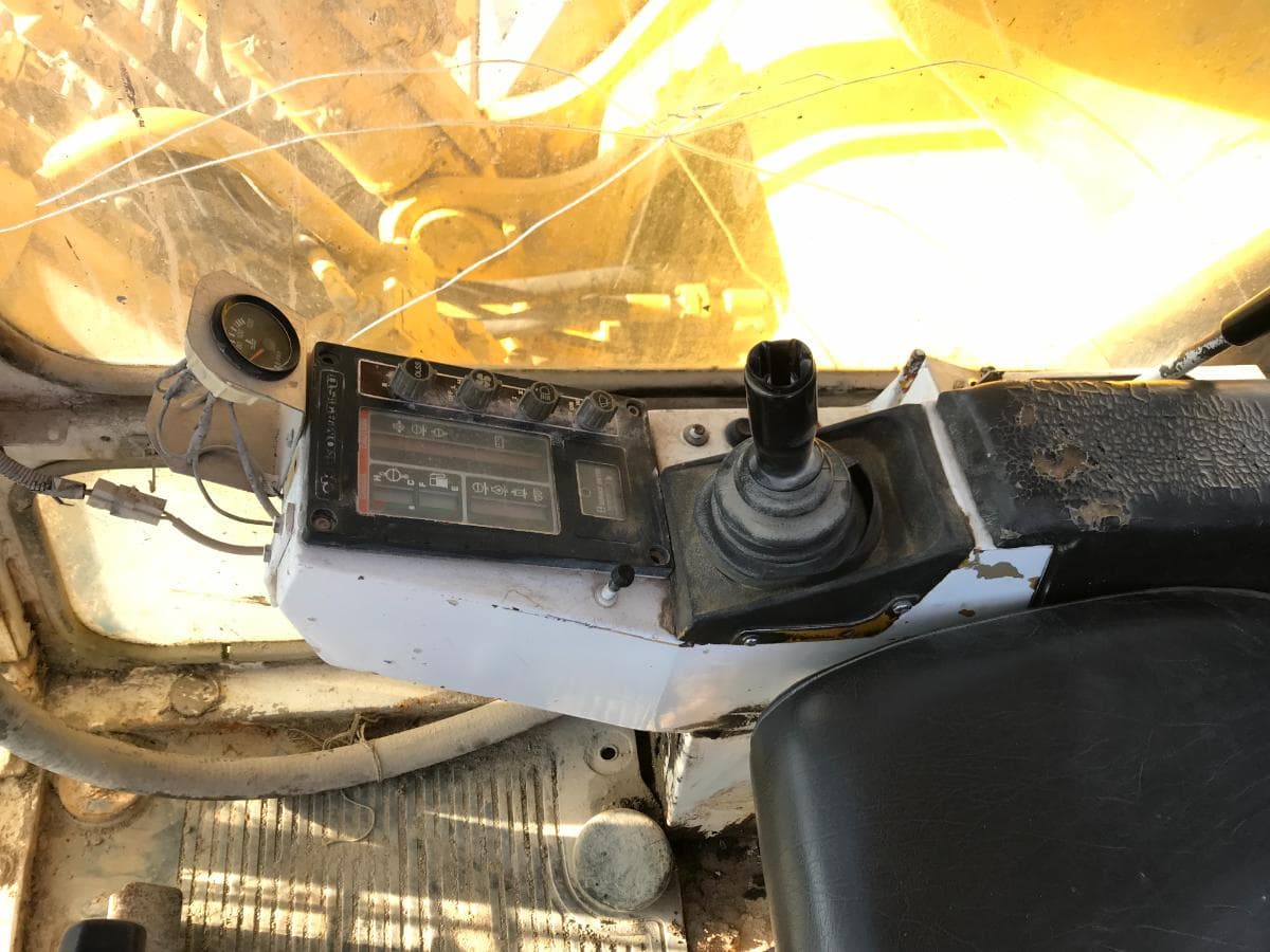 Komatsu PC 300 LC3 — imagem 8