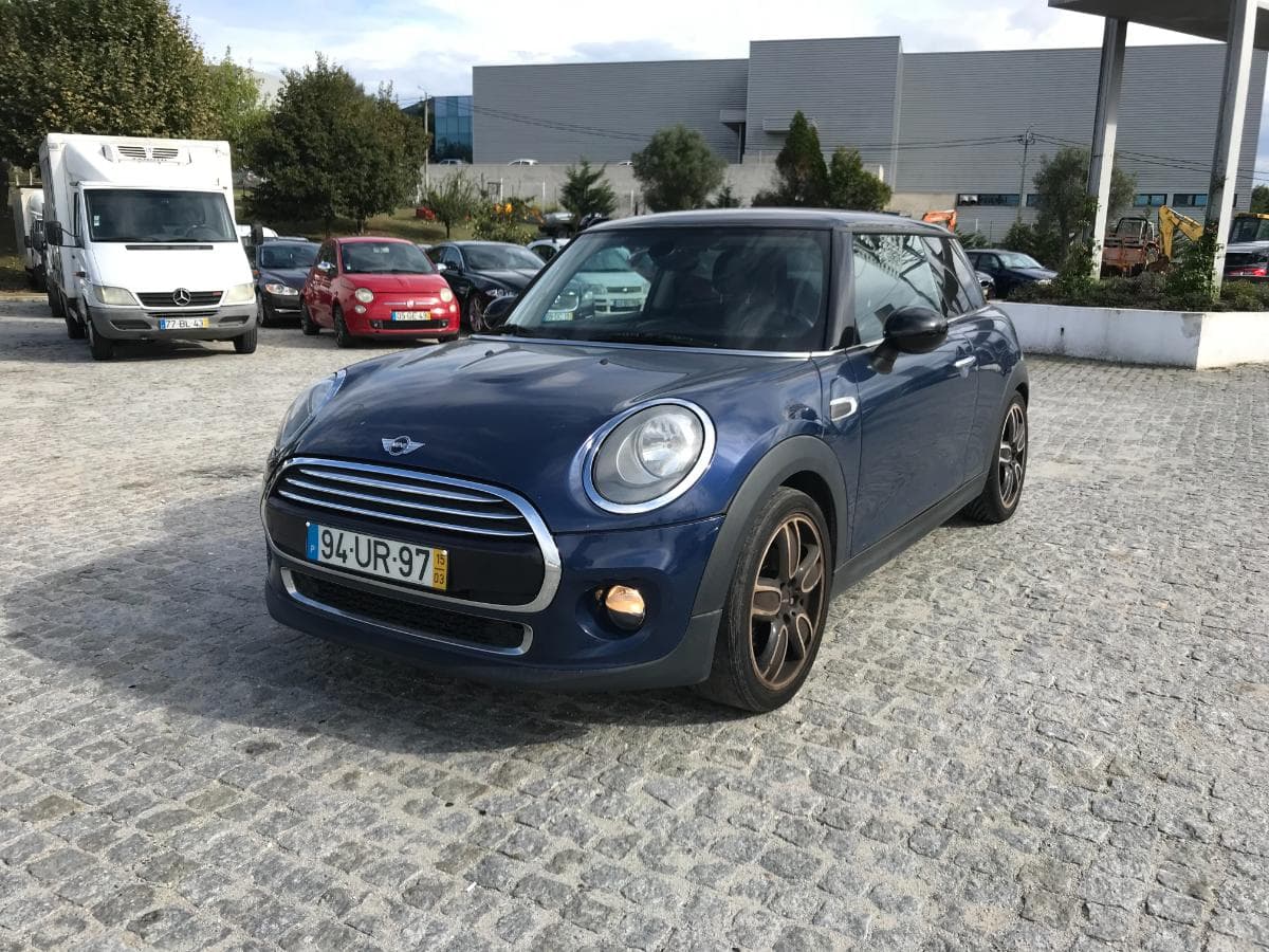Mini Cooper 1.5D · Ano 2015 — imagen 3