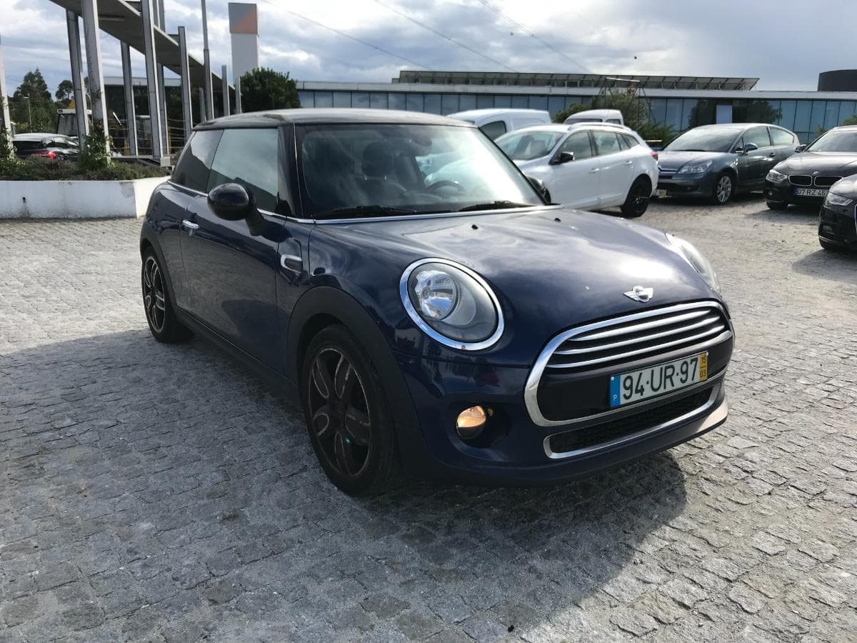 Mini Cooper 1.5D · Ano 2015 — imagen 1