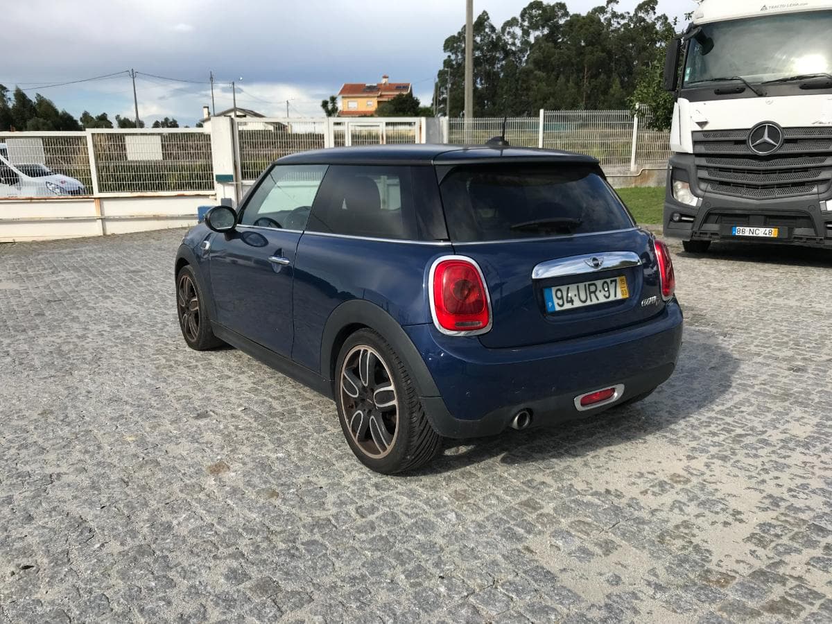 Mini Cooper 1.5D · Ano 2015 — imagen 6