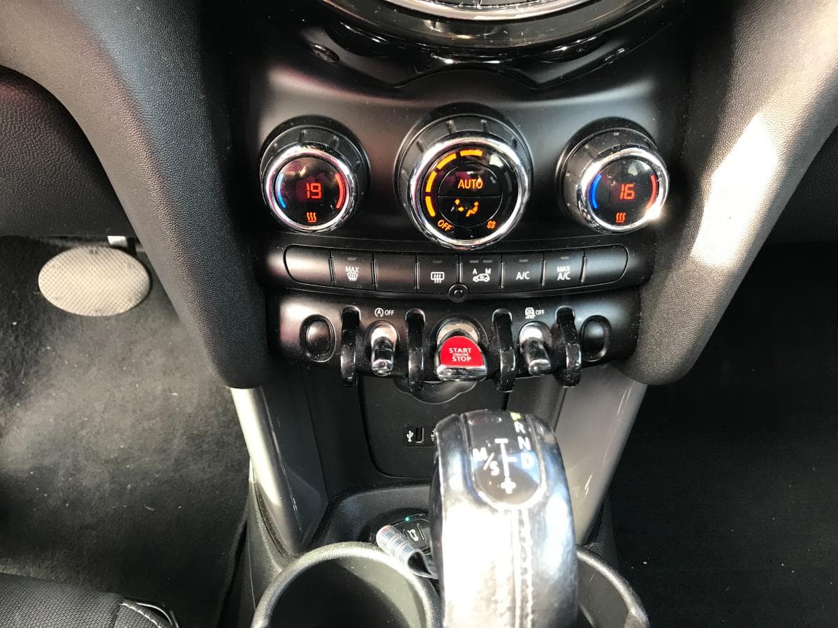 Mini Cooper 1.5D · Ano 2015 — imagen 28