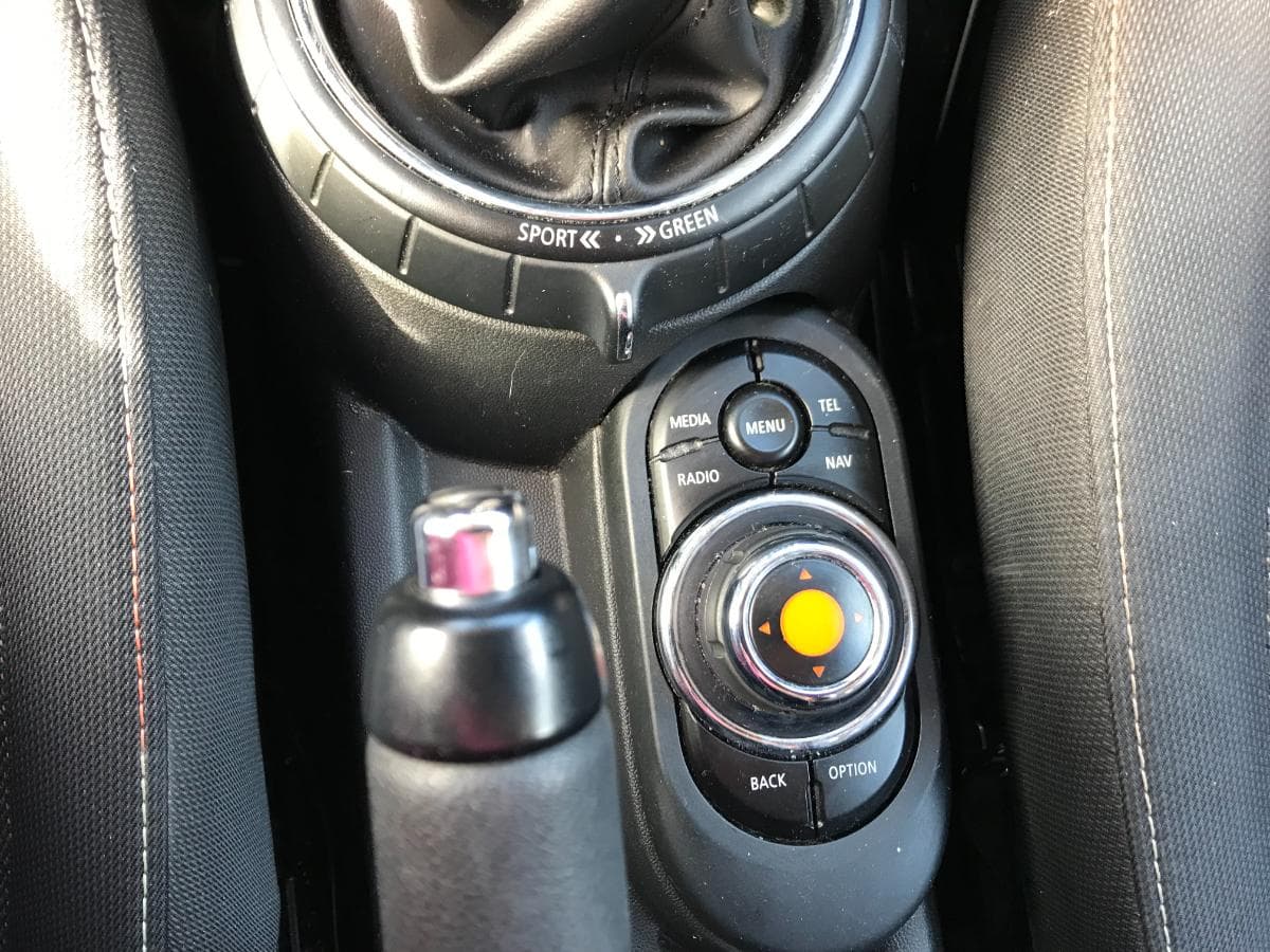 Mini Cooper 1.5D · Ano 2015 — imagen 30