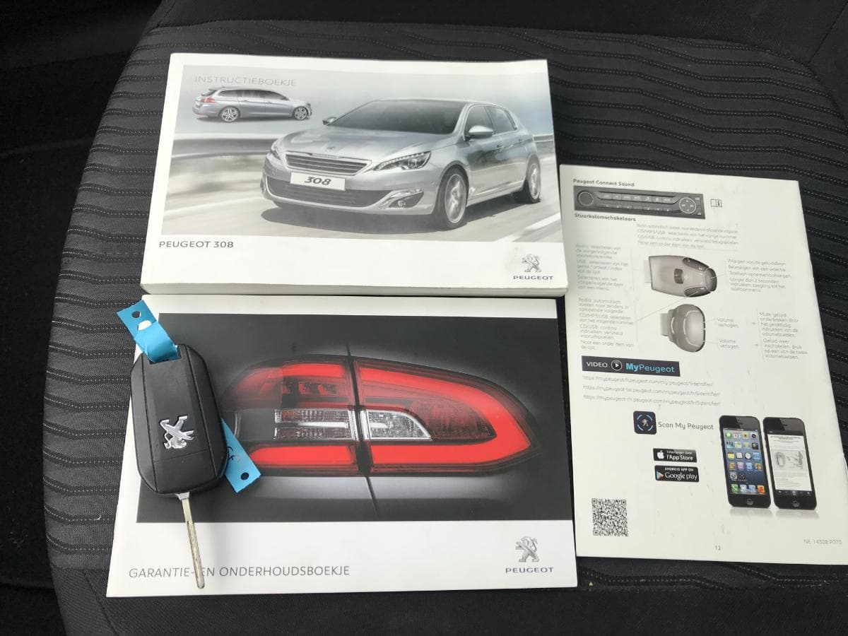 Peugeot 308 1.6 Blue HDI · Ano 2014 — imagem 36