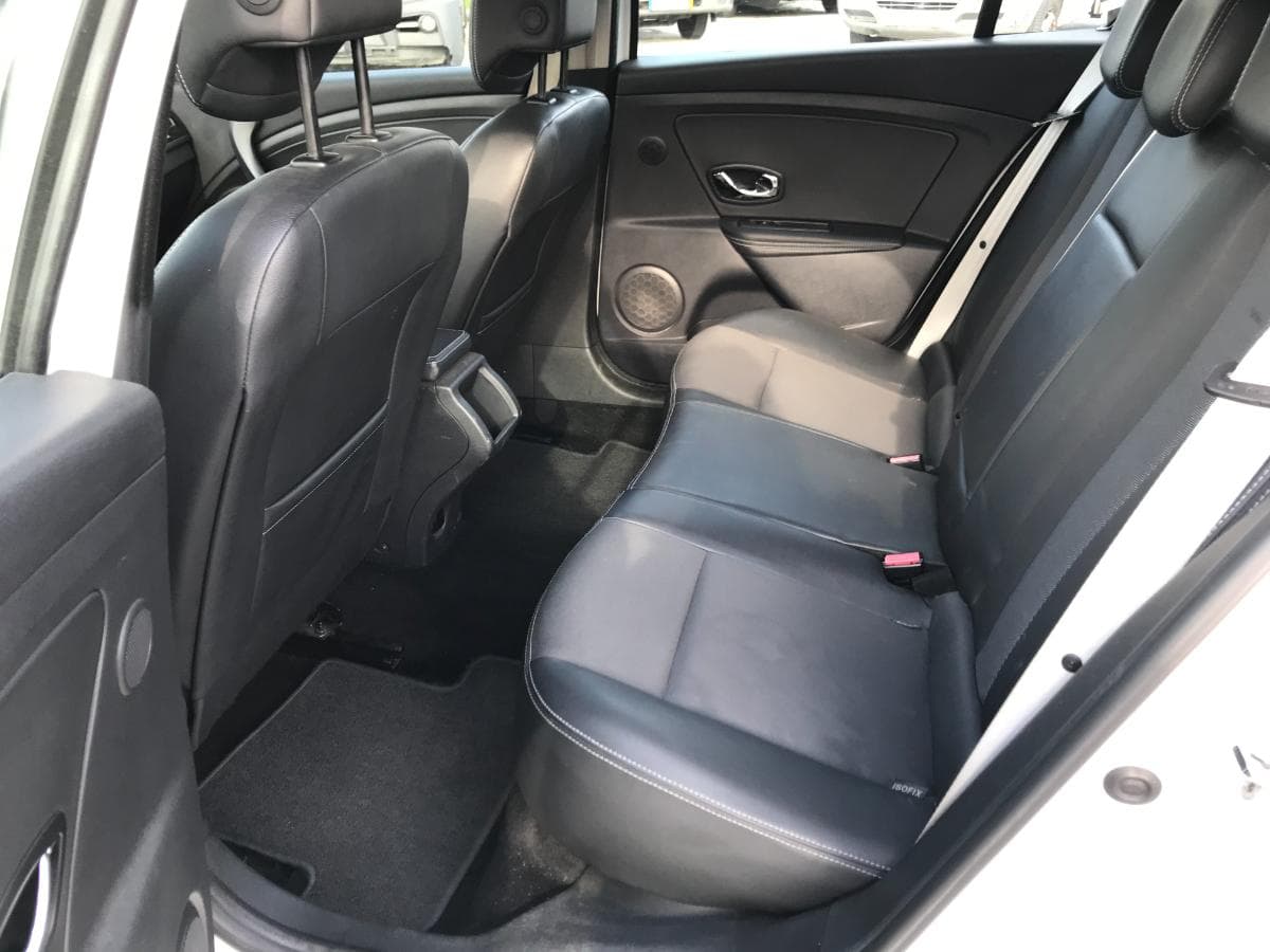 Renault Mégane 1.5 DCI · Ano 2013 — imagen 21