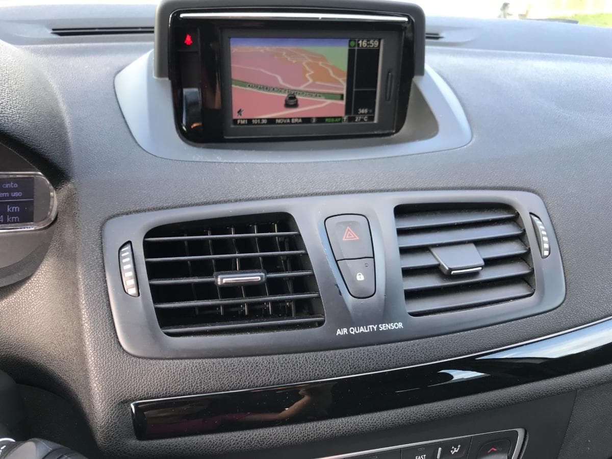Renault Mégane 1.5 DCI · Ano 2013 — imagen 23