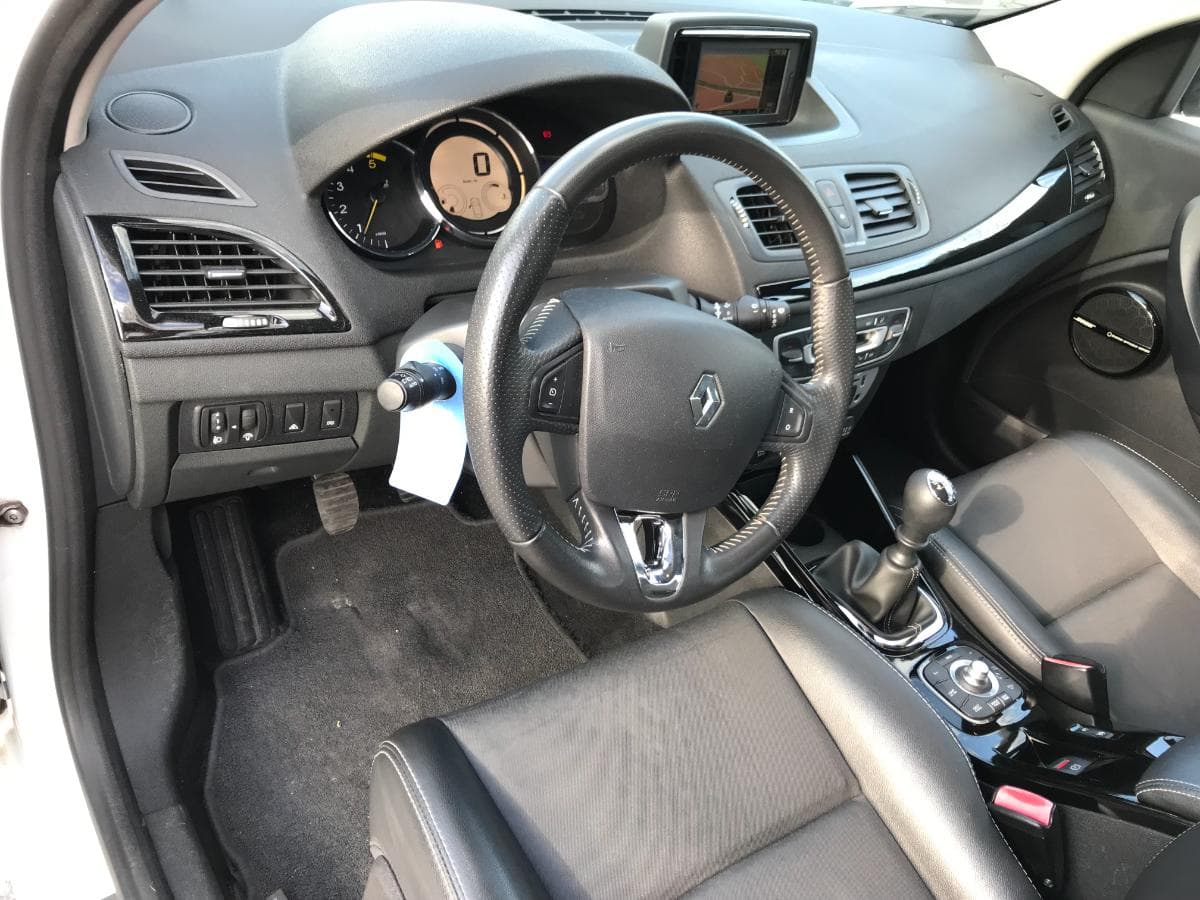 Renault Mégane 1.5 DCI · Ano 2013 — imagen 25