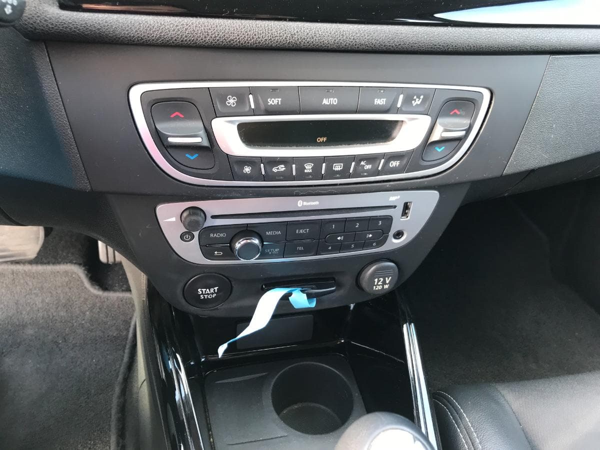 Renault Mégane 1.5 DCI · Ano 2013 — imagen 32