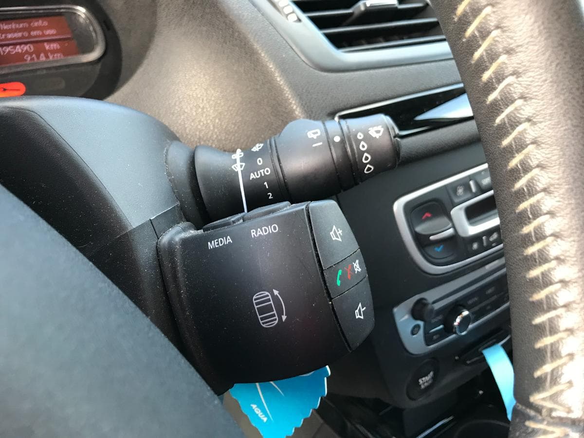 Renault Mégane 1.5 DCI · Ano 2013 — imagen 31