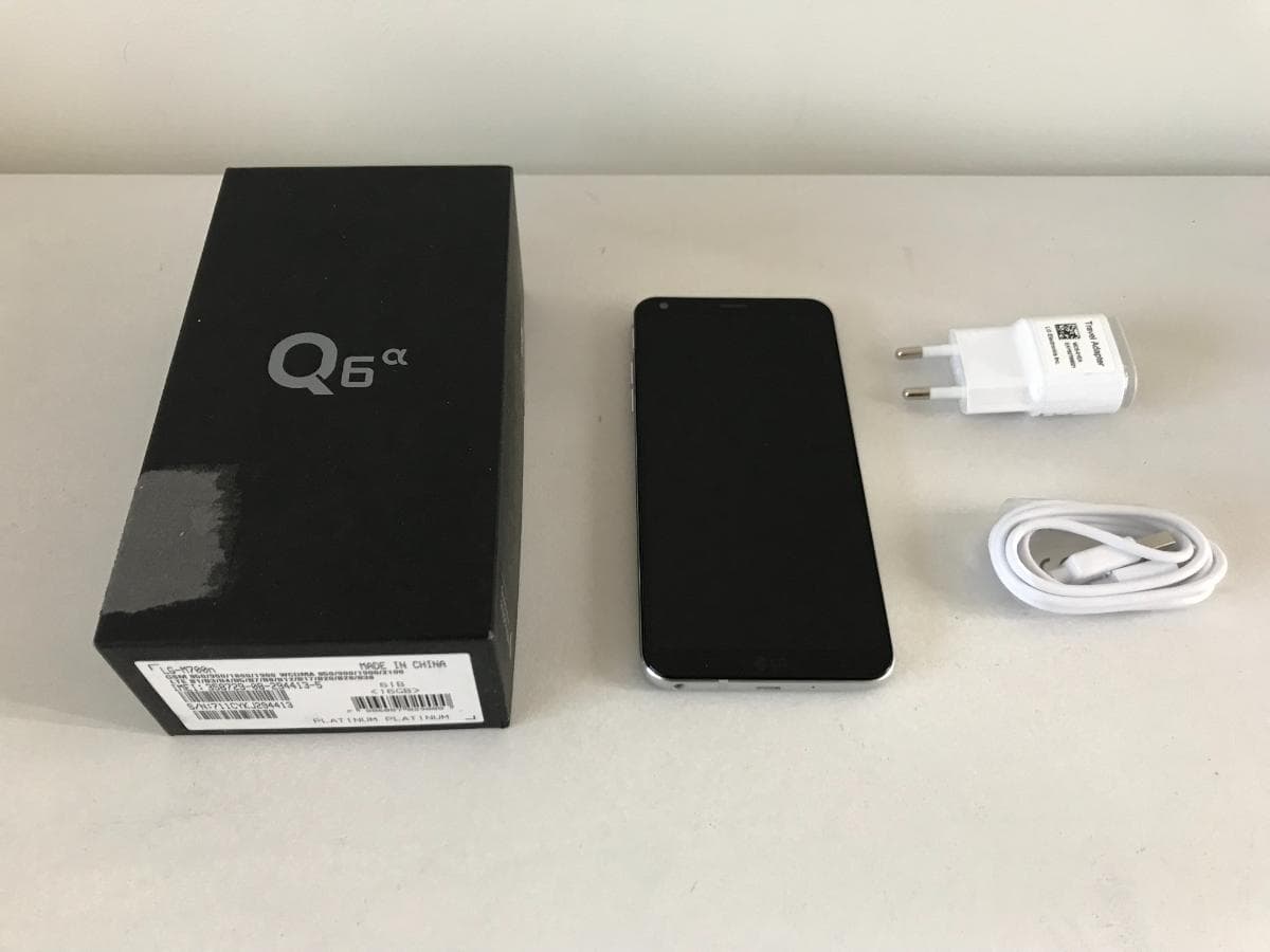Telemóvel LG Q6 — imagen 1