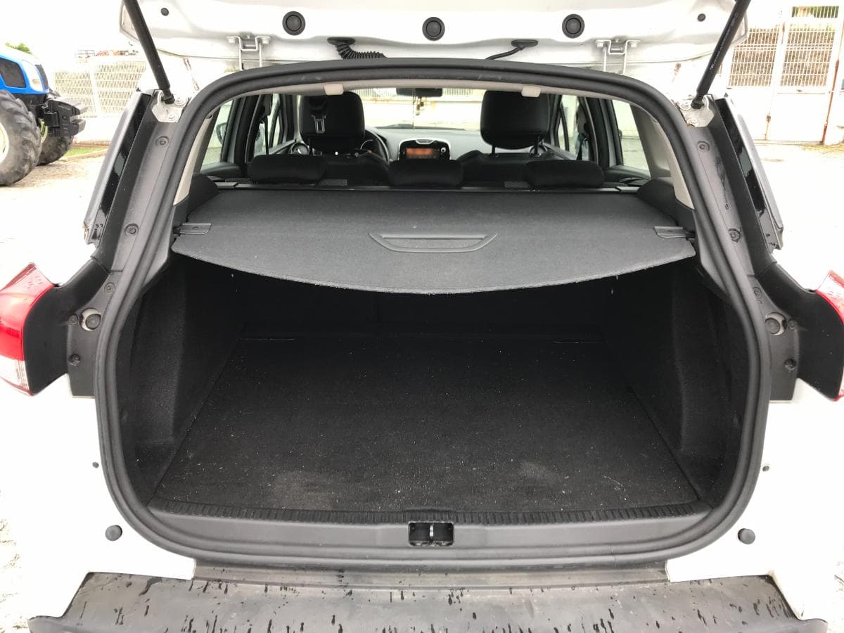 Renault Clio IV Sport Tourer 1.5 DCI — image 8