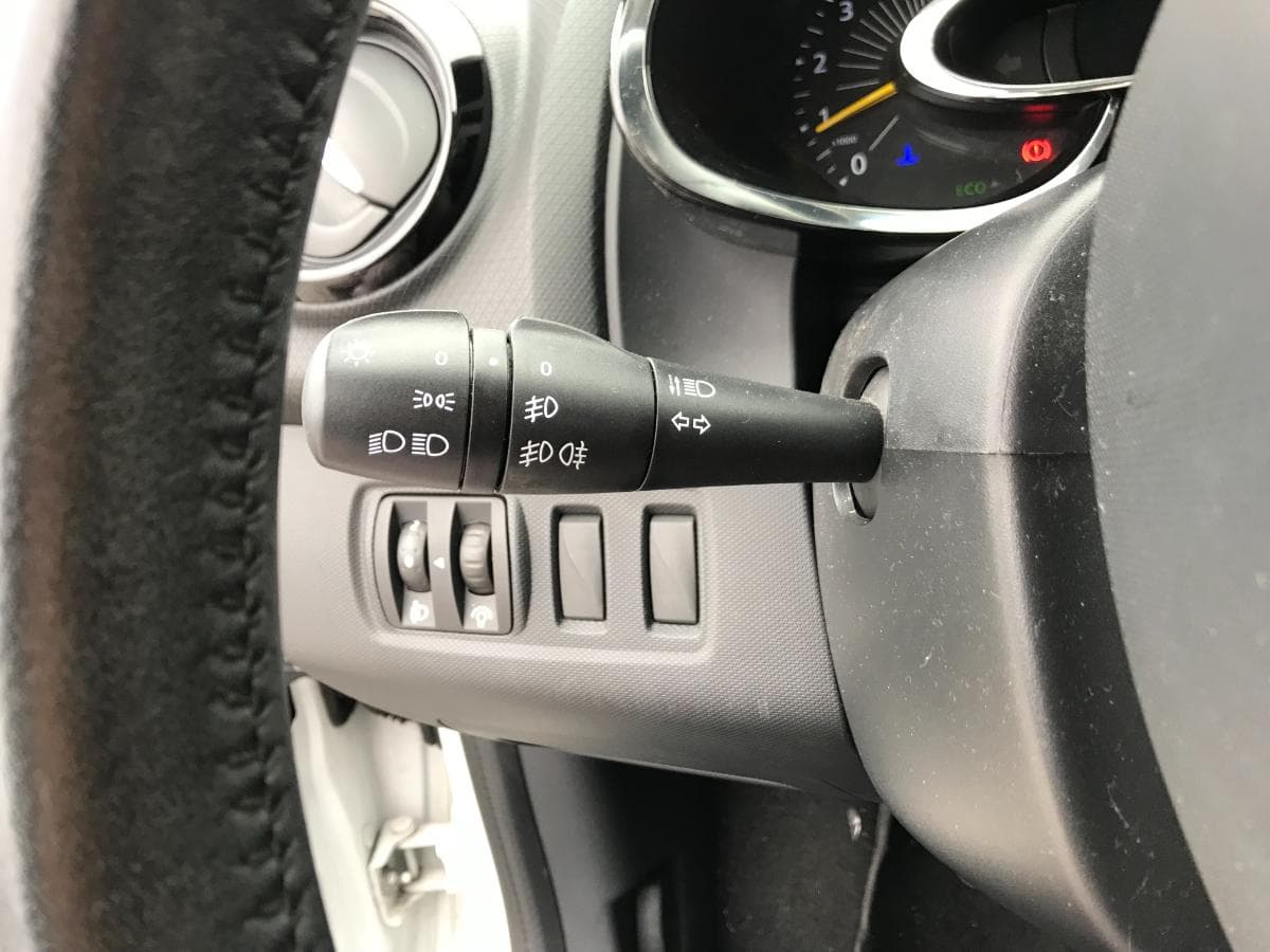 Renault Clio IV Sport Tourer 1.5 DCI — image 19