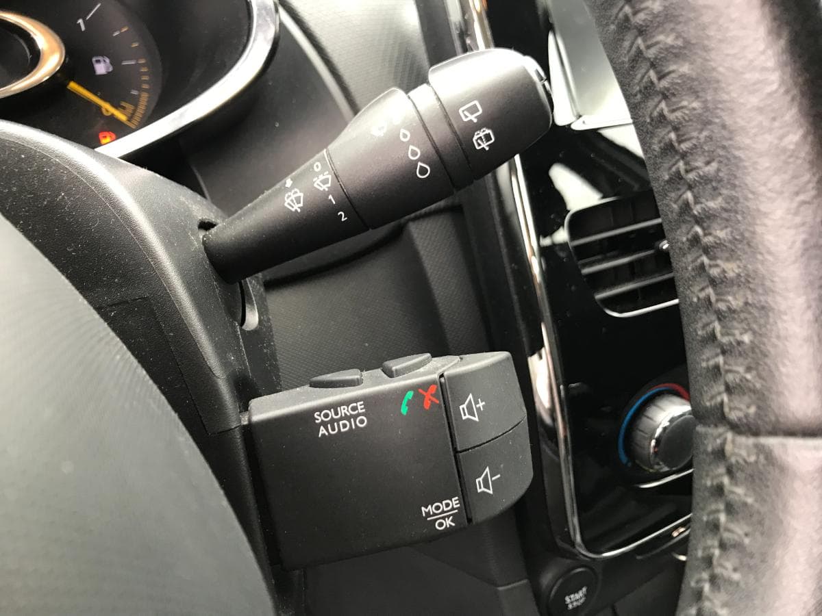 Renault Clio IV Sport Tourer 1.5 DCI — image 20