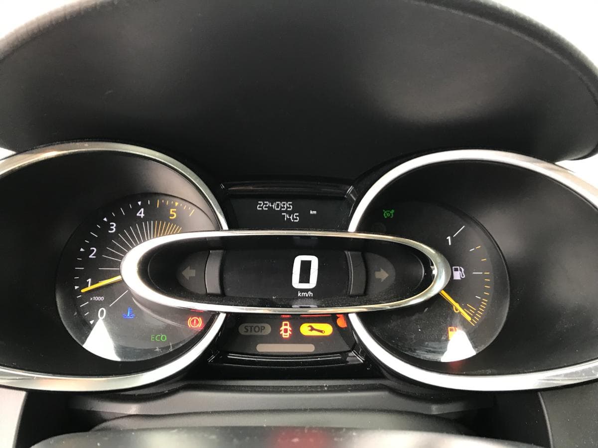 Renault Clio IV Sport Tourer 1.5 DCI — image 18