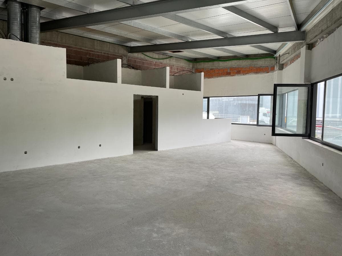 Estabelecimento Comercial · Santa Maria da Feira — imagem 2