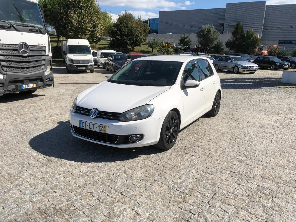 Volkswagen Golf 1.6 TDI · Ano 2011 — imagem 3