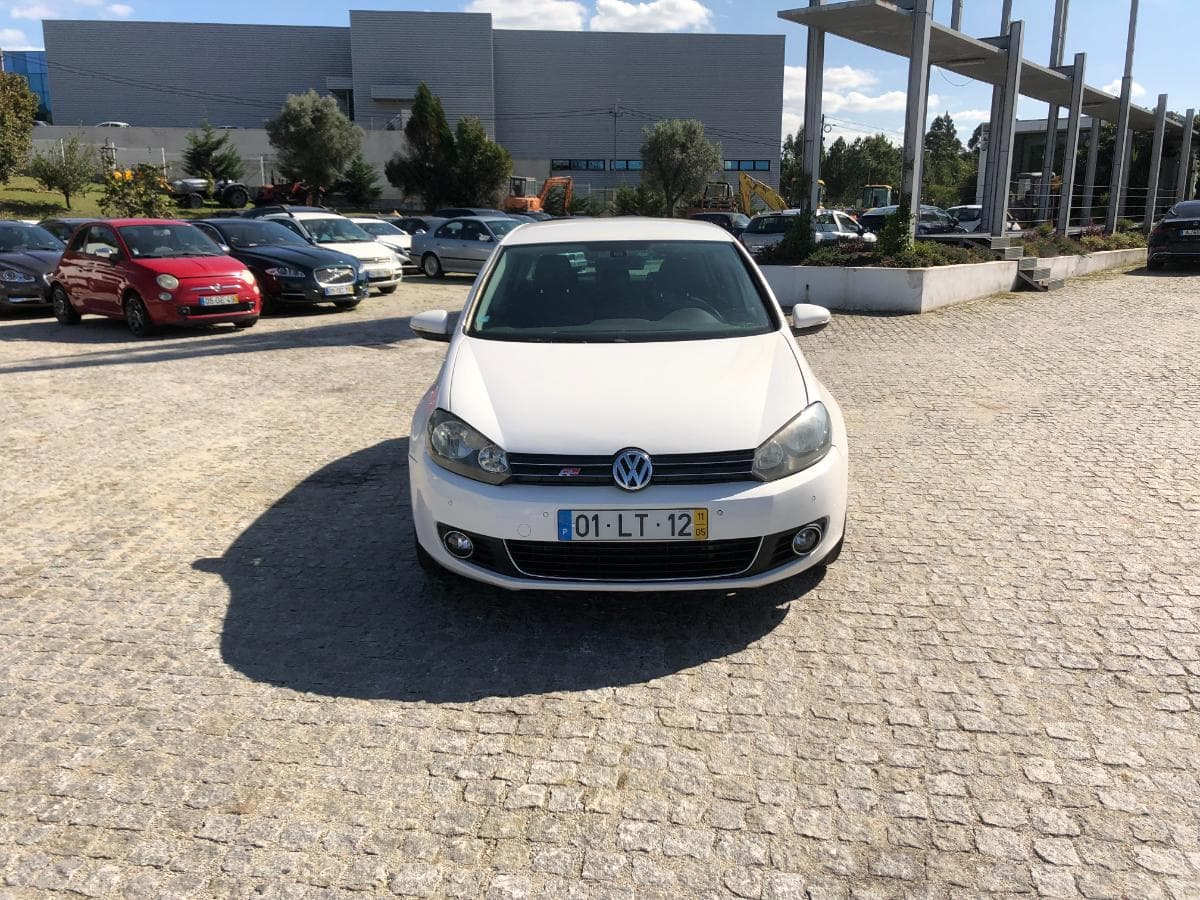 Volkswagen Golf 1.6 TDI · Ano 2011 — imagem 2