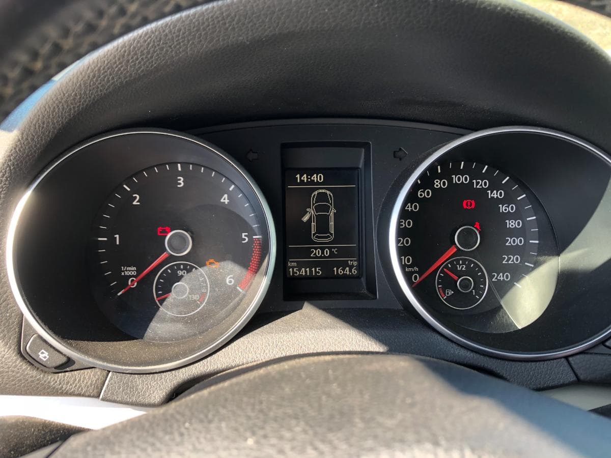 Volkswagen Golf 1.6 TDI · Ano 2011 — imagem 26