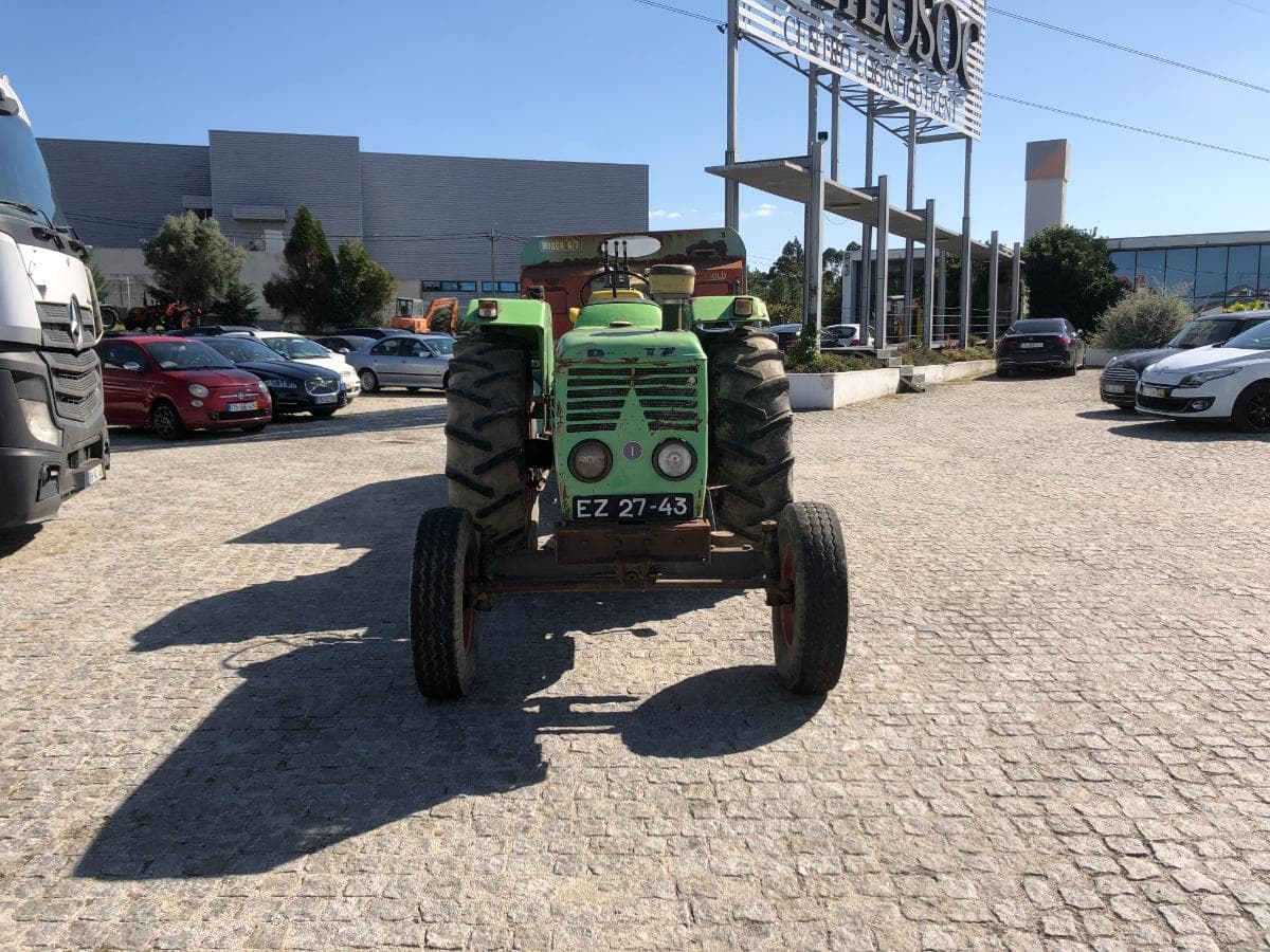 Trator Agrícola Deutz D-6086 · Misturadora Gilioli — imagen 2