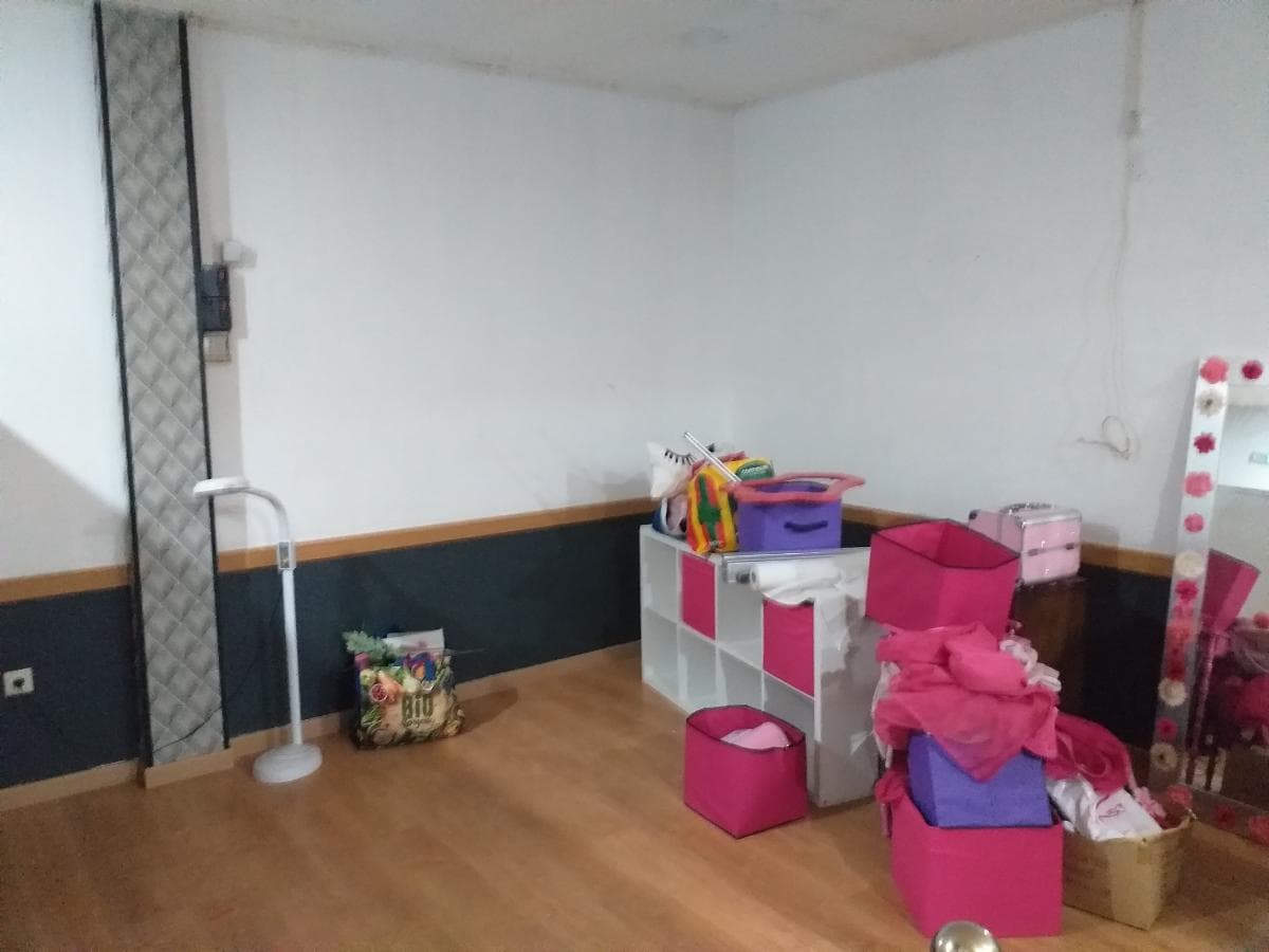 Proporção de 1/2 de Estabelecimento Comercial · Gondomar — imagen 6