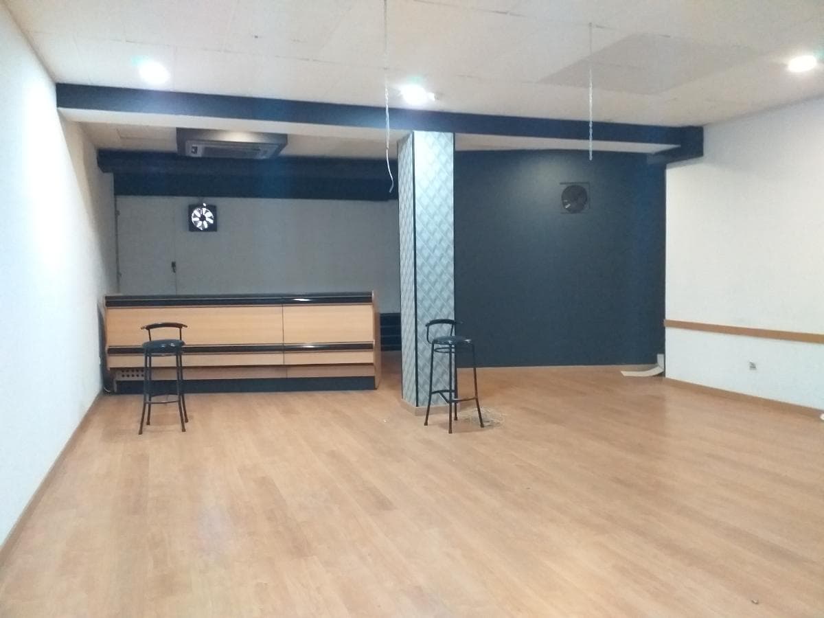 Proporção de 1/2 de Estabelecimento Comercial · Gondomar — imagen 9