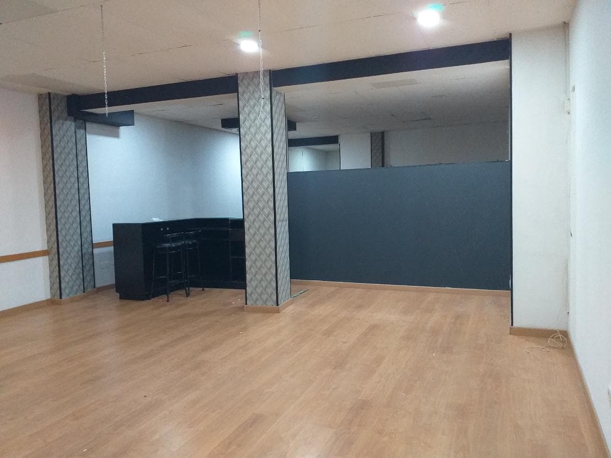 Proporção de 1/2 de Estabelecimento Comercial · Gondomar — imagen 2