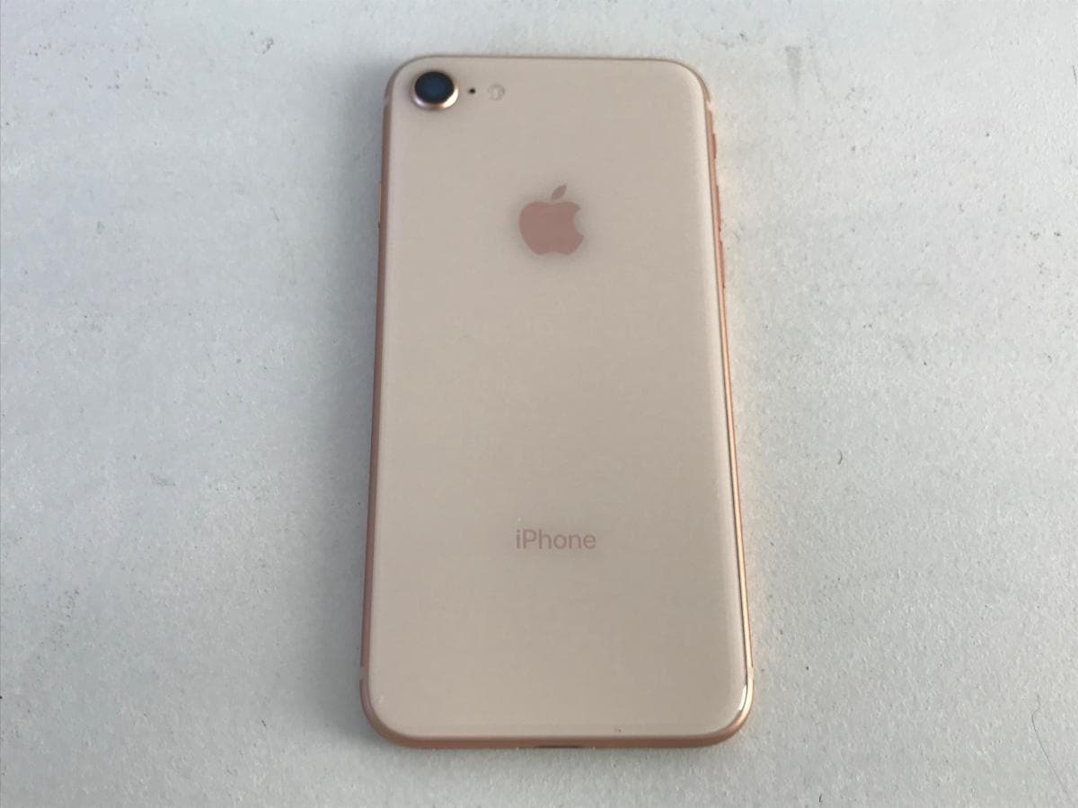 Iphone 8 — image 2