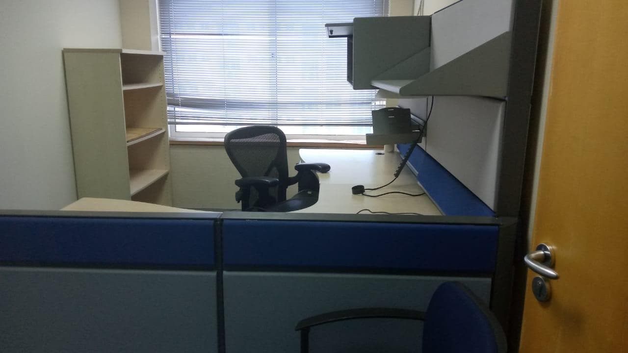 Mobiliário de escritório · — image 2