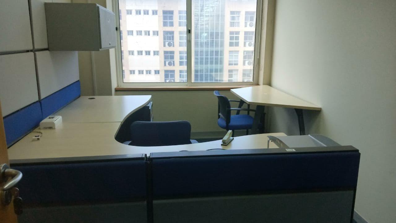 Mobiliário de escritório · — image 3