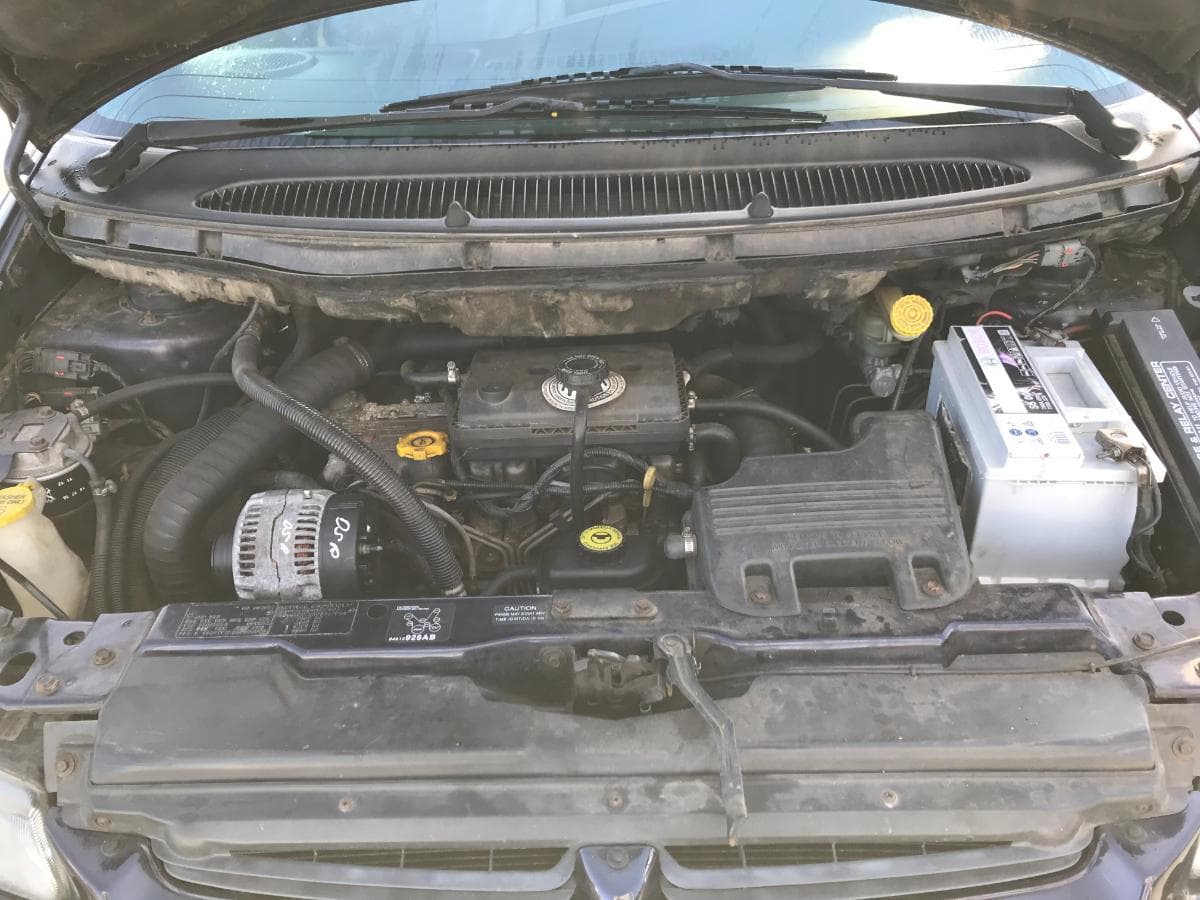 Chrysler Voyager 2.5 TD · Ao 1999 — image 9