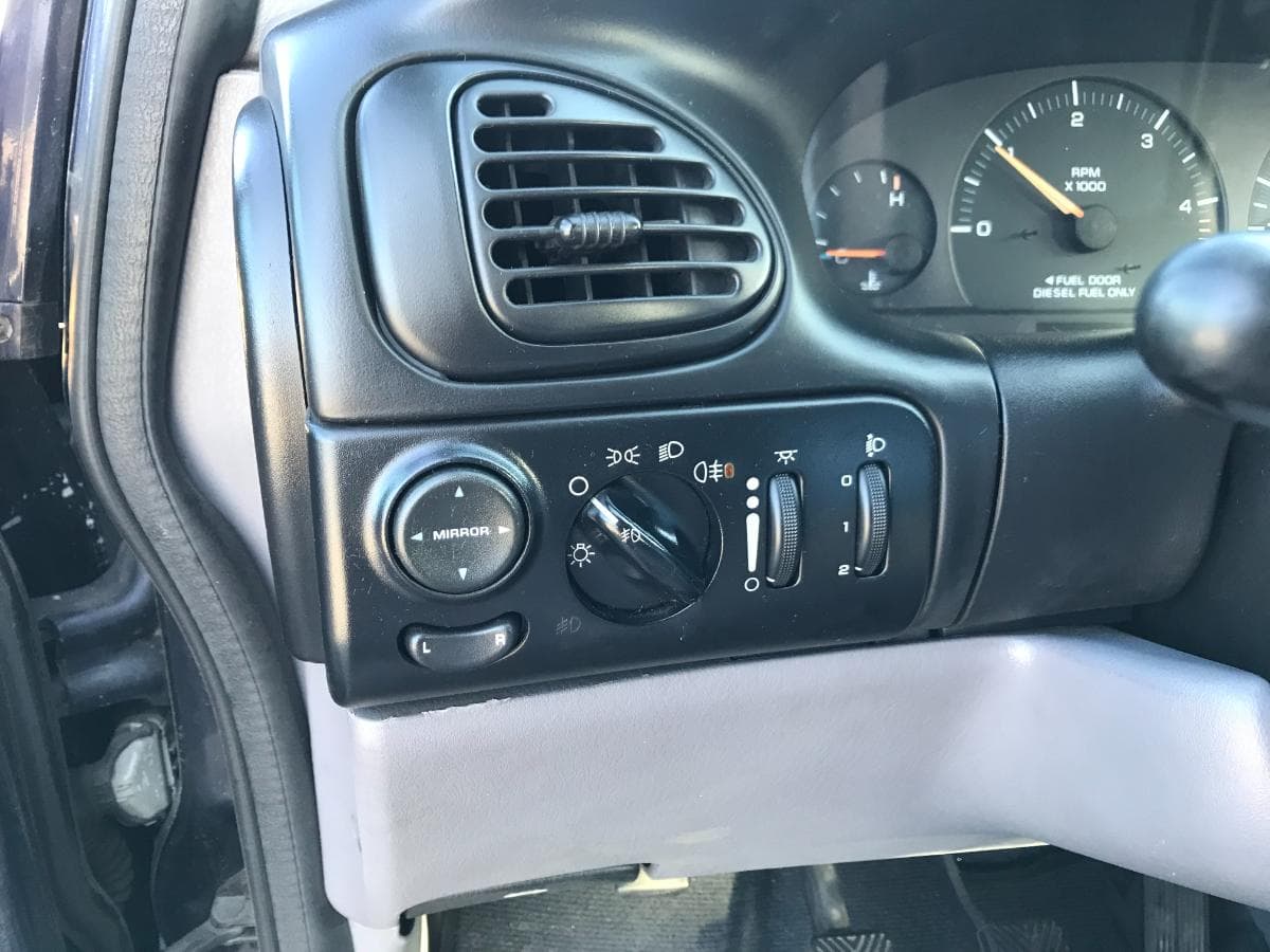 Chrysler Voyager 2.5 TD · Ao 1999 — image 35