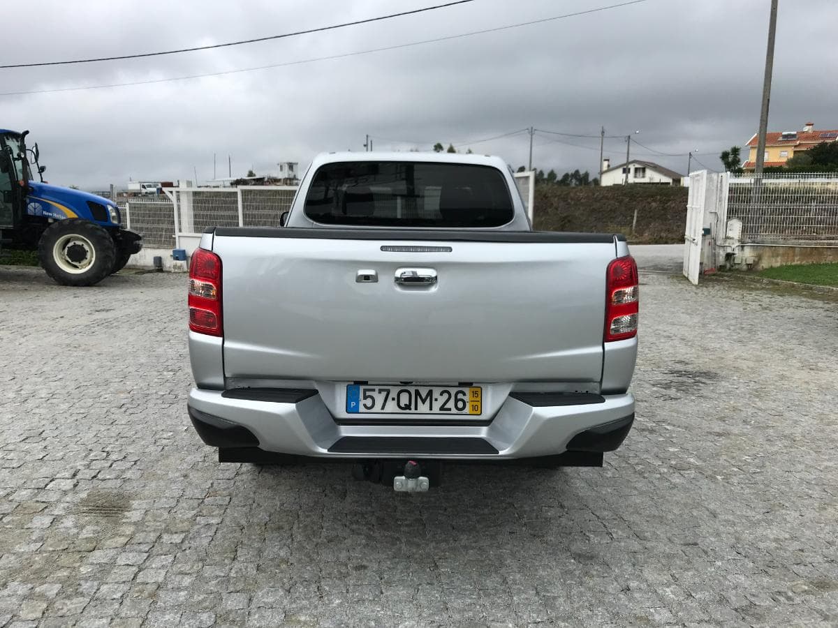 Mitsubishi Strakar L200 4x4 2.4 · Ano 2015 — imagem 7