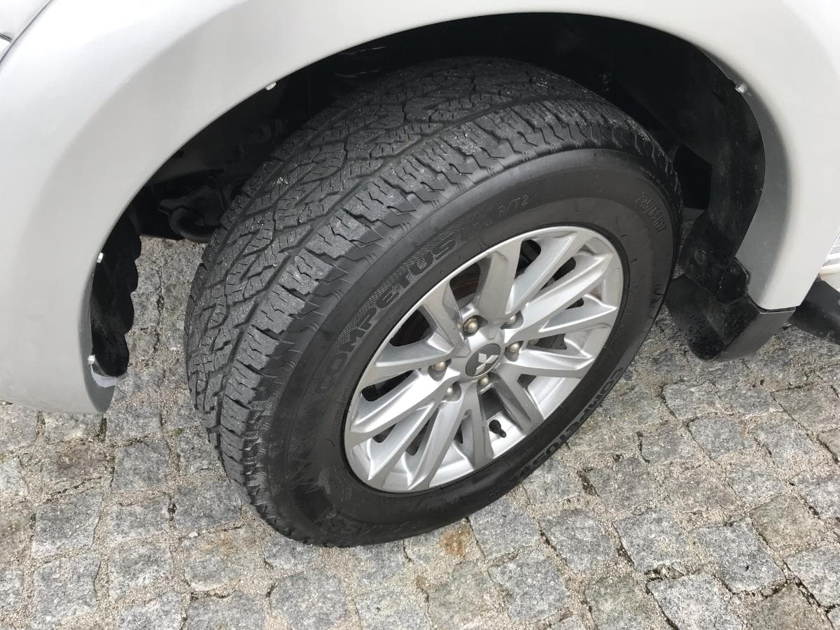 Mitsubishi Strakar L200 4x4 2.4 · Ano 2015 — imagem 13