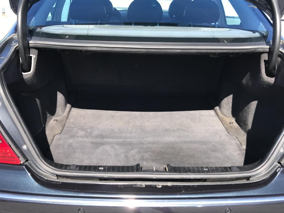 Mercedes-Benz E220 CDI · Ano 2003 — imagem 8