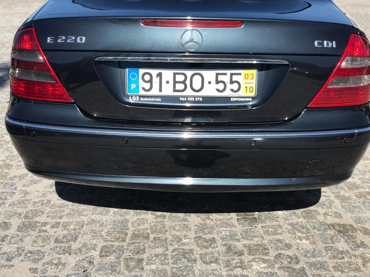 Mercedes-Benz E220 CDI · Ano 2003 — imagem 11