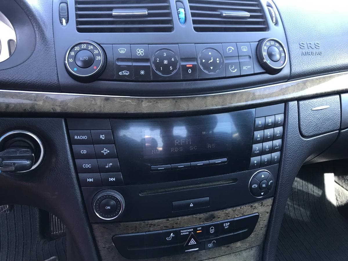 Mercedes-Benz E220 CDI · Ano 2003 — imagem 22