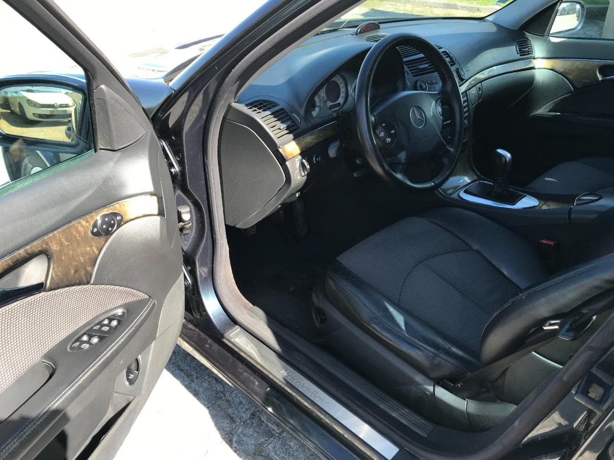 Mercedes-Benz E220 CDI · Ano 2003 — imagem 16