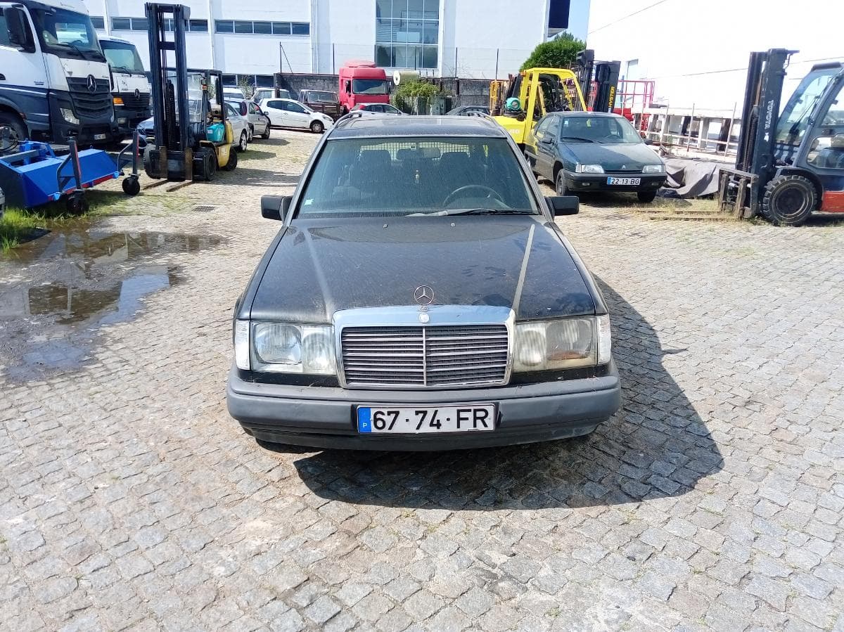 Mercedes-Benz W124 · Ano 1995 — imagem 2