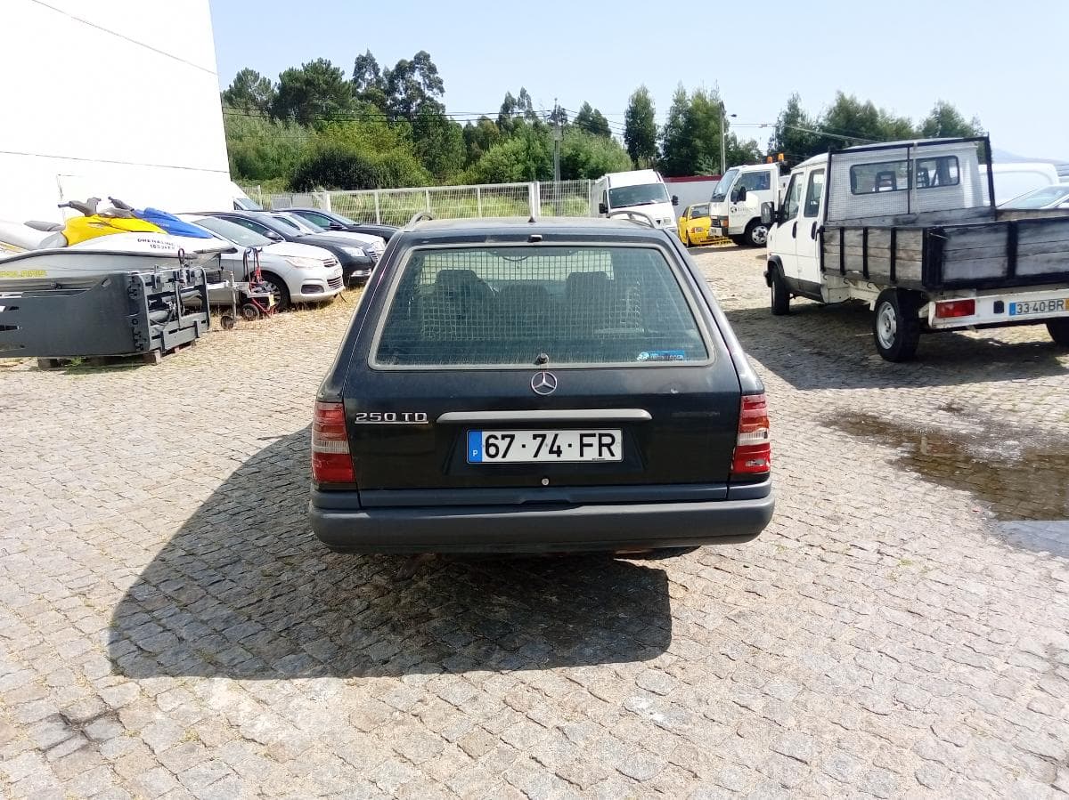 Mercedes-Benz W124 · Ano 1995 — imagem 5