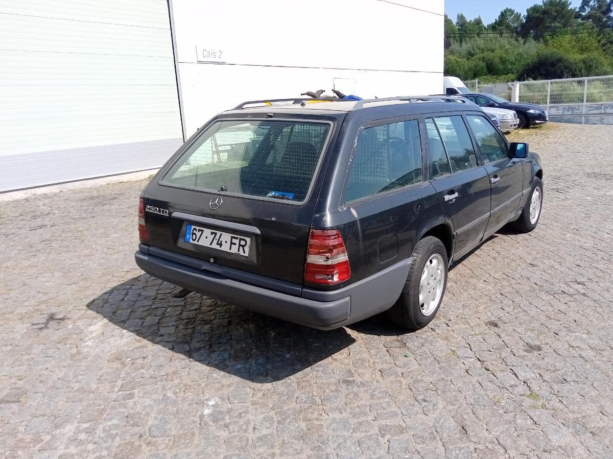 Mercedes-Benz W124 · Ano 1995 — imagem 4