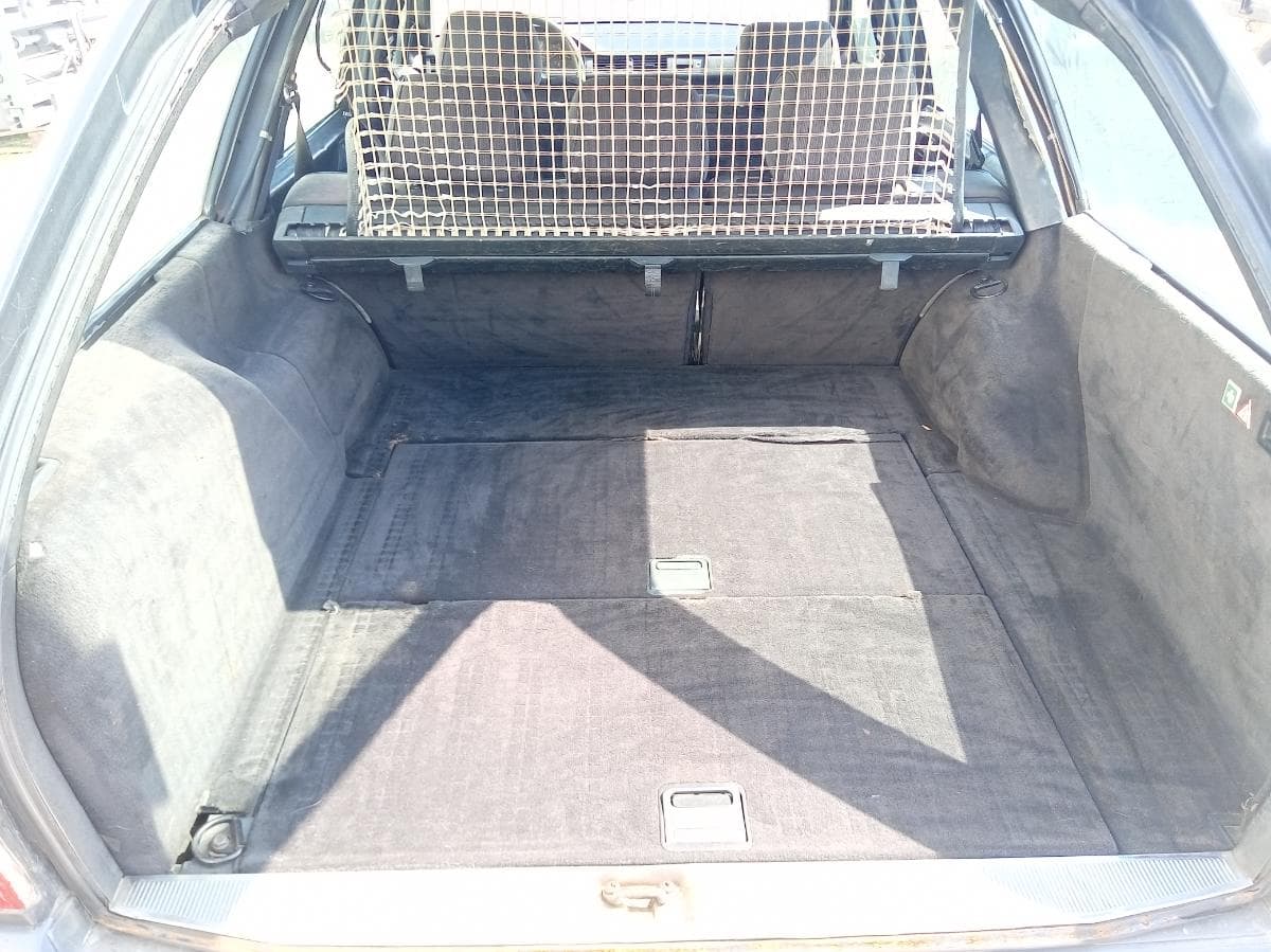 Mercedes-Benz W124 · Ano 1995 — imagem 8
