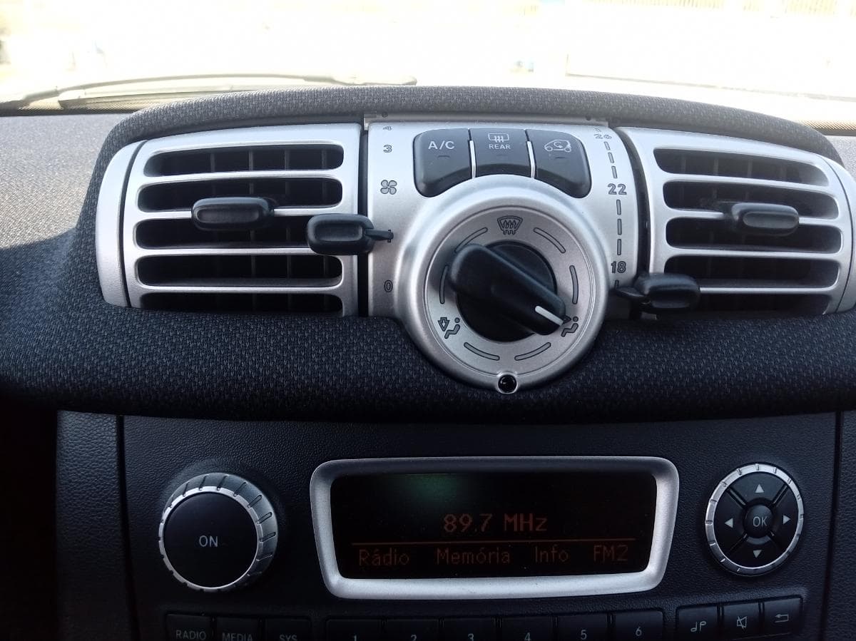 Smart Fortwo II Coupé 0.8 CDI · Ano 2013 — imagen 20